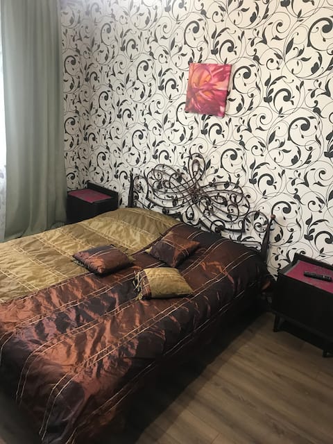 Comfortable housing near the center