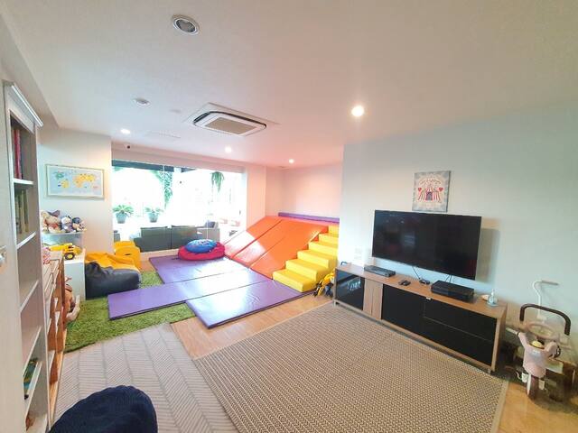 Monthly Lovely Morning Light Suite Thonglor gallery image 5