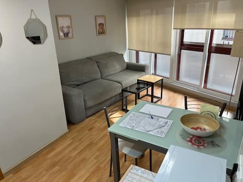 Propiedad de Airbnb exitosa: Hs. Corner De Sito 4 Free Garage Center A/C en Salamanca