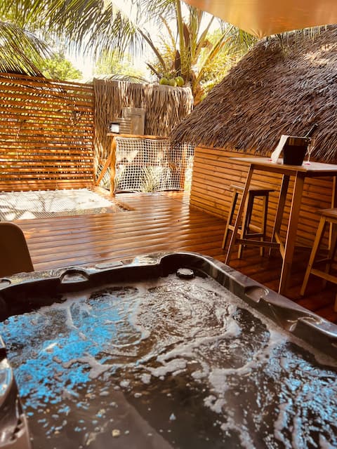 Pura vida lodge tree house