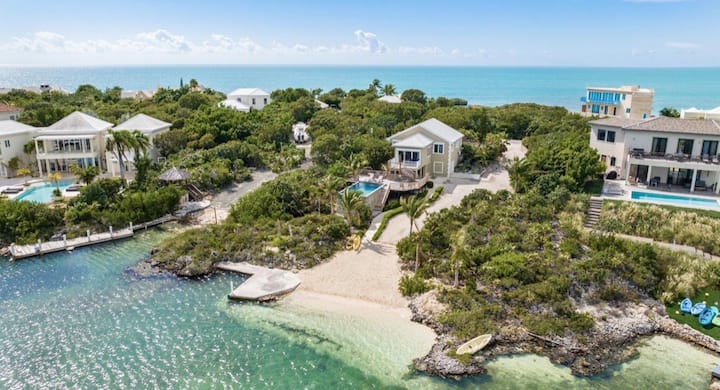 2 Bedroom Villa - Private Beach & Pool - Turks and Caicos Islands