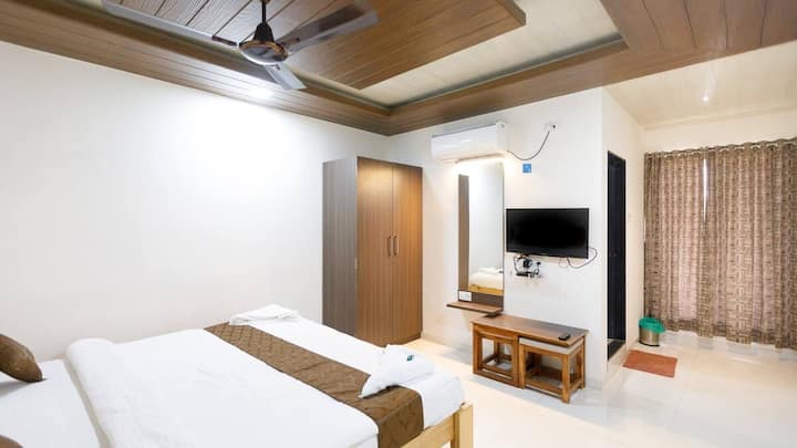 غرفة النوم 8