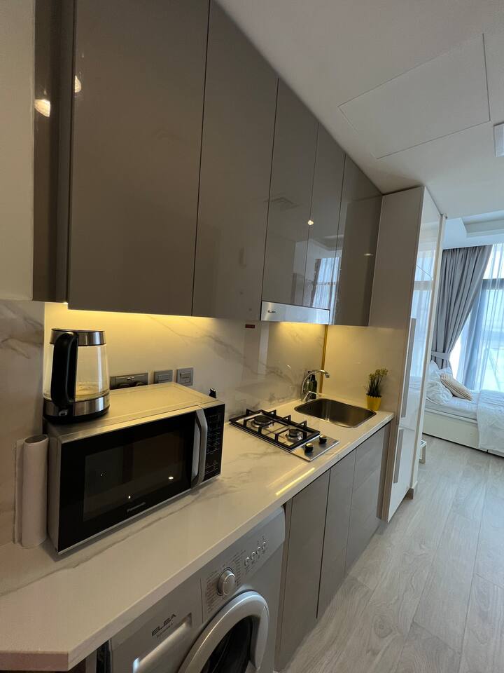 Azizi Riviera 12 . 15 mins from The Dubai mall ! Apartments for Rent