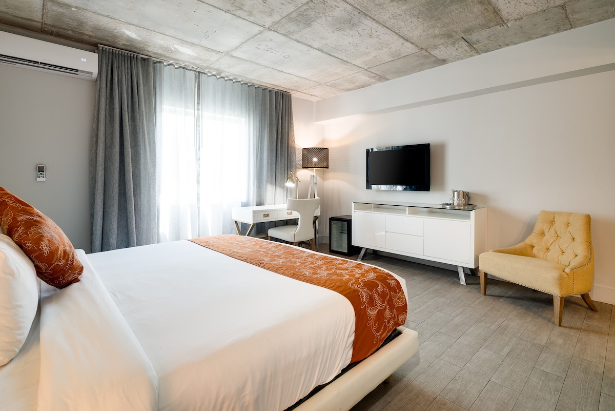 King Room