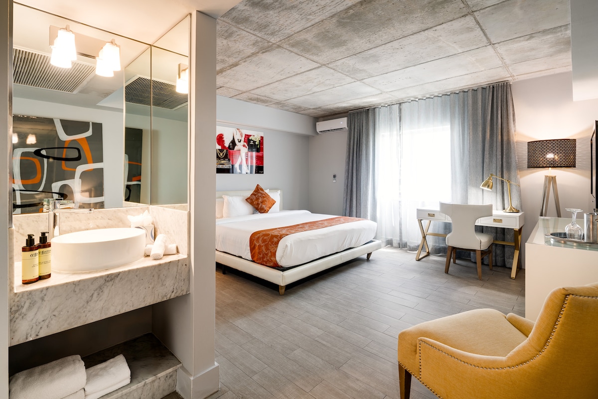 King Room