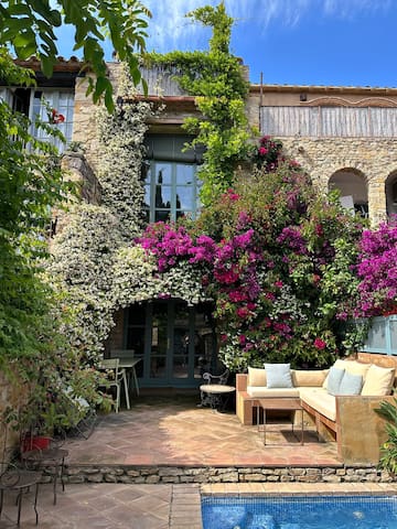 Amarava Host managed Airbnb listing 1