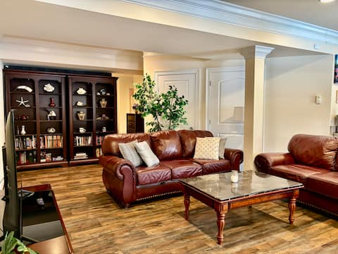 Oasis near DC-1king+1studio queen BR,yard, parking