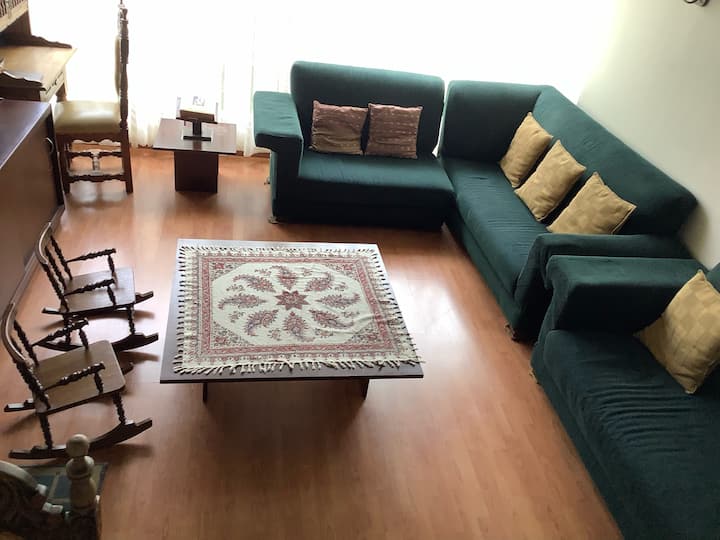 Encantadora Casa Con Jardín Interior Large Groups - Bogotá