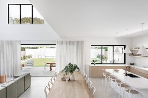 Designer Beach House with Heated Pool and Spa