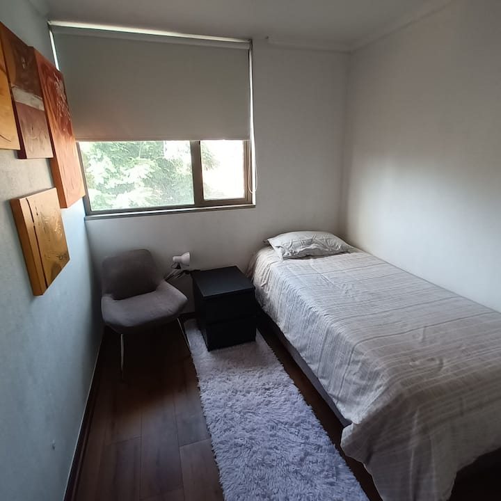 Dhomë gjumi 2