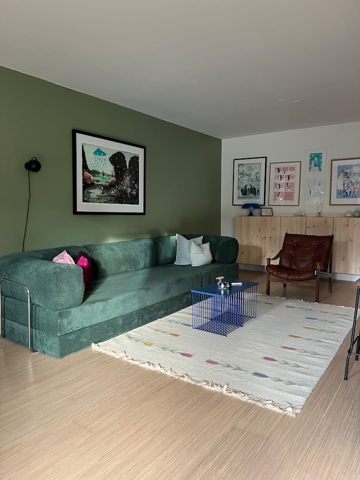 Sentral Designleilighet På Tøyen - 오슬로
