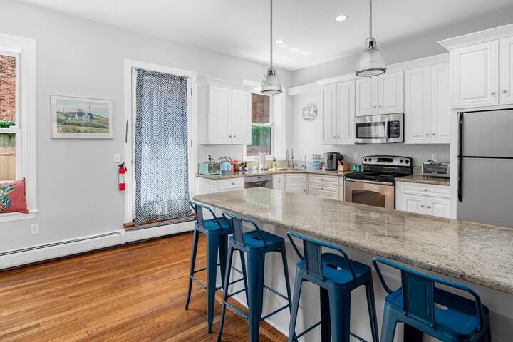 Brownstone Townhouse in Fenway gallery image 4