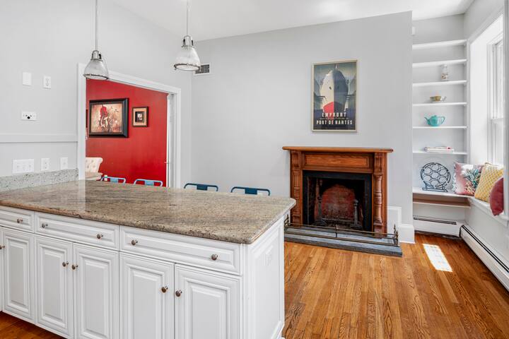 Brownstone Townhouse in Fenway gallery image 3