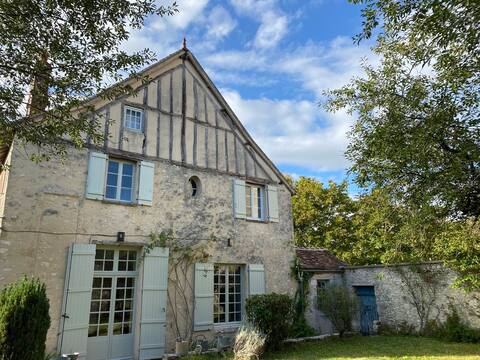 Collegiate house with garden 10 people