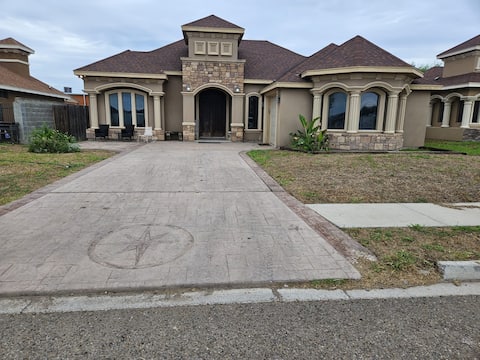 Cozy & Comfortable Home