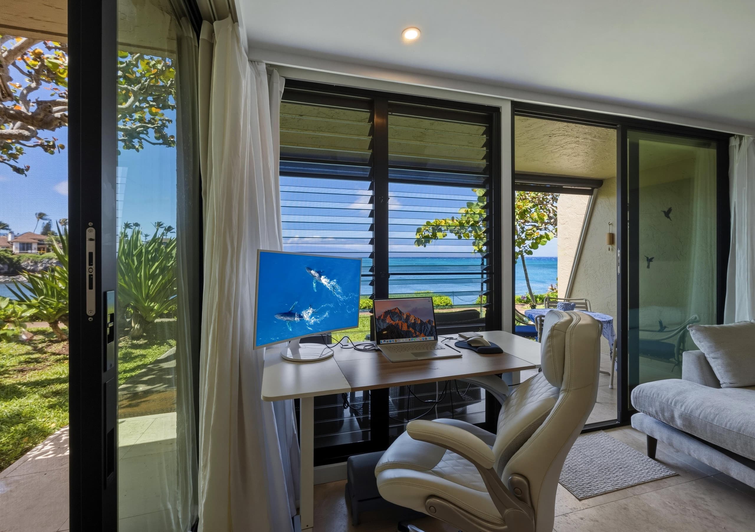 Condo in Lahaina · ★4.87 · 1 bedroom · 1 bed · 1 bath - Image 43