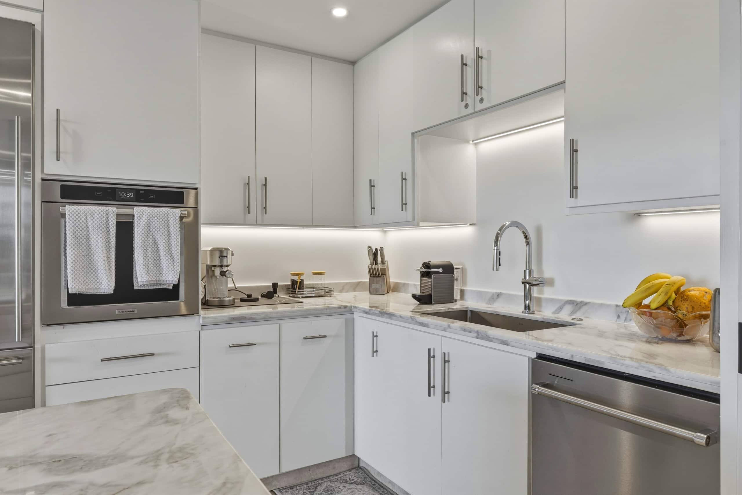Condo in Lahaina · ★4.87 · 1 bedroom · 1 bed · 1 bath - Image 15