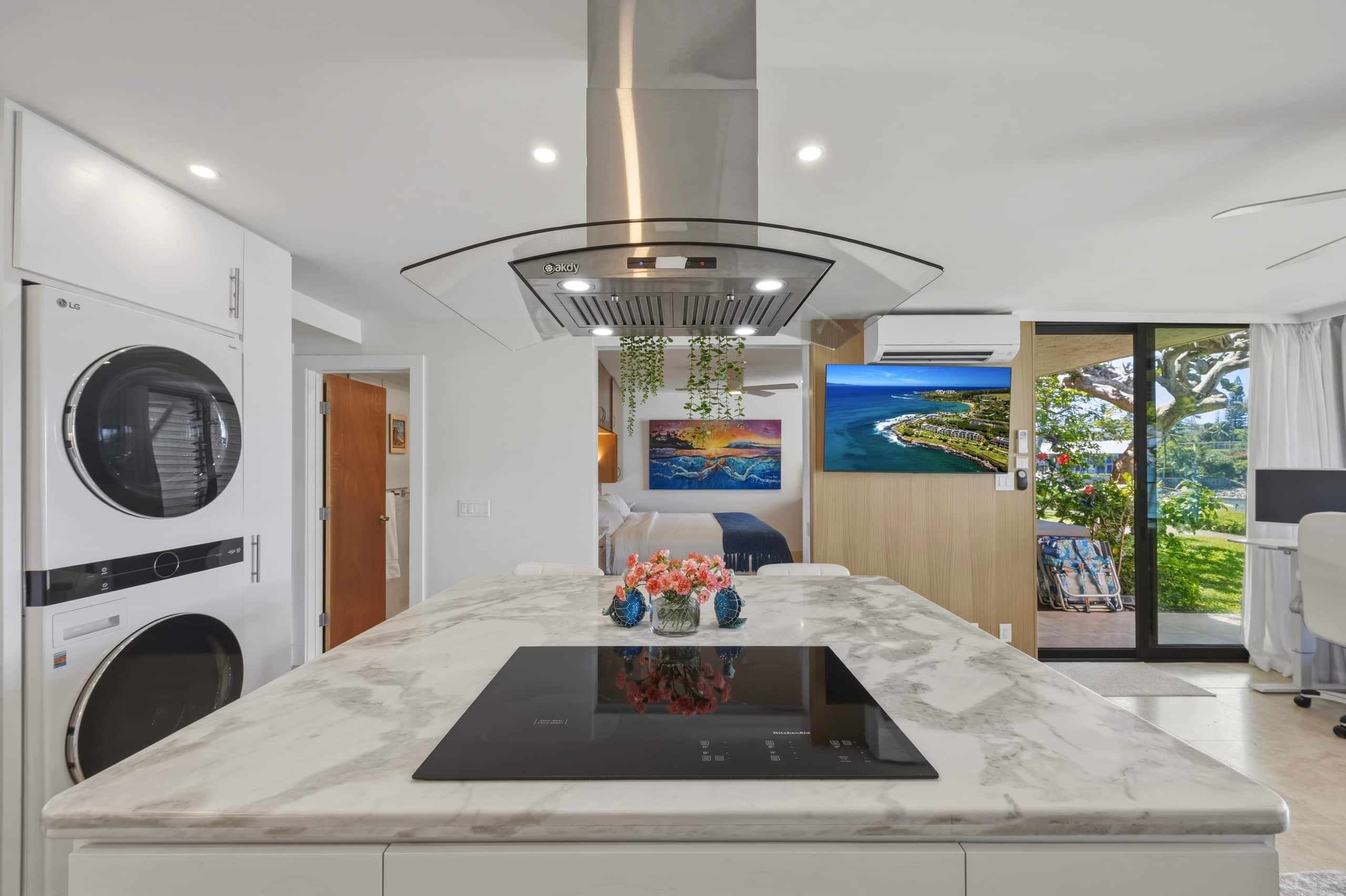 Condo in Lahaina · ★4.87 · 1 bedroom · 1 bed · 1 bath - Image 11