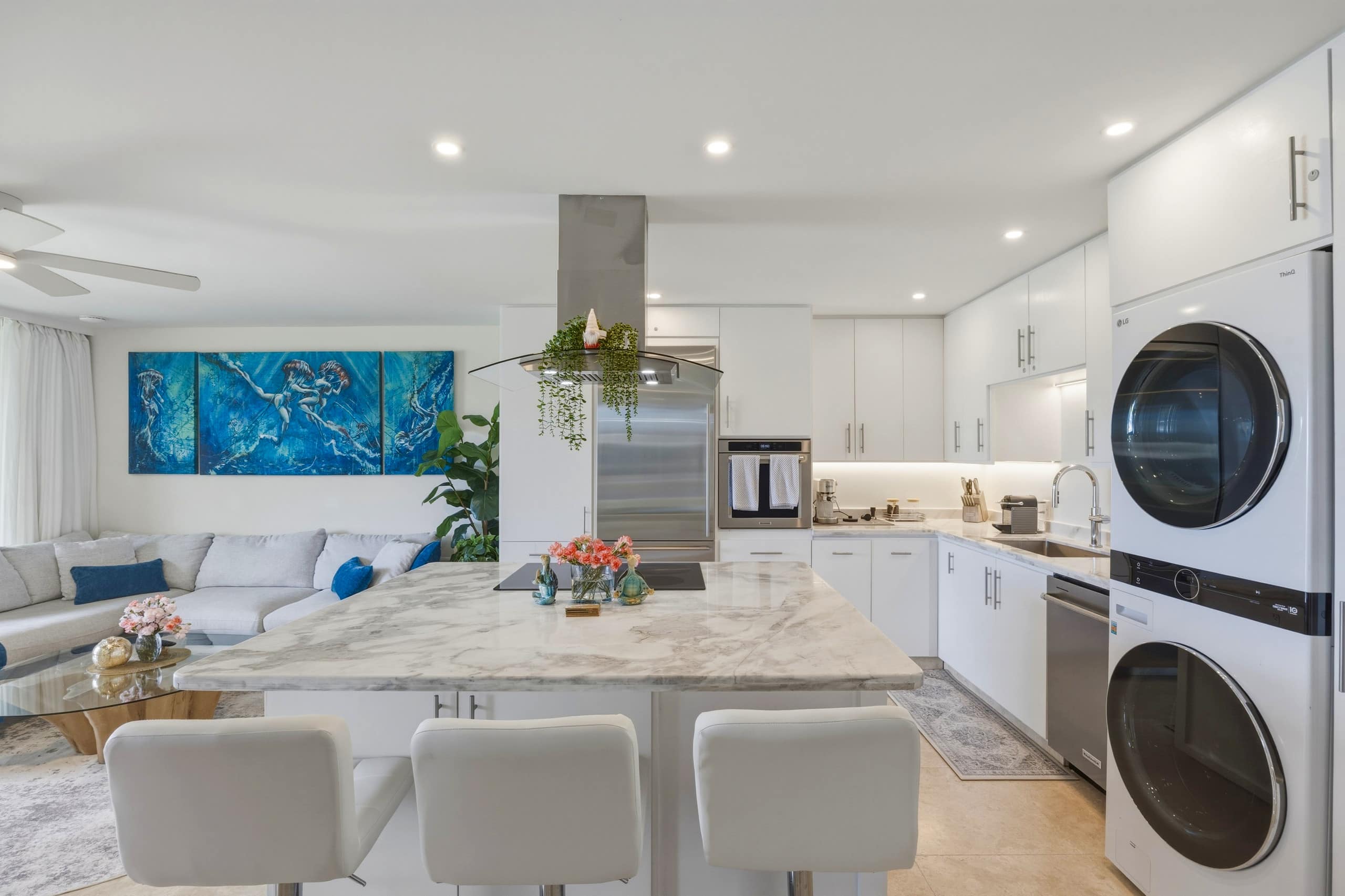 Condo in Lahaina · ★4.87 · 1 bedroom · 1 bed · 1 bath - Image 23