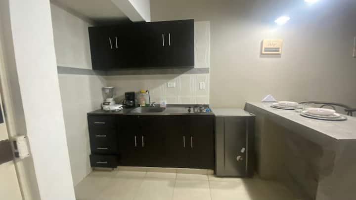 Estudio Amplio Con Aire En San Fernando - Santiago de Cali