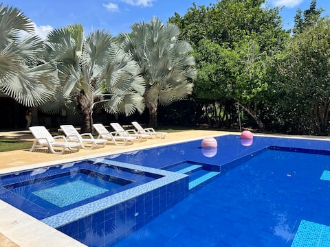 Finca el Cielo Doradal - Hacienda Napoles (Naples Estate)