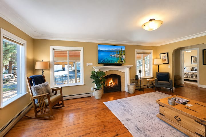 Tahoe Family Villa - Families, Pets, Hot Tub, Fun! - South Lake Tahoe, CA
