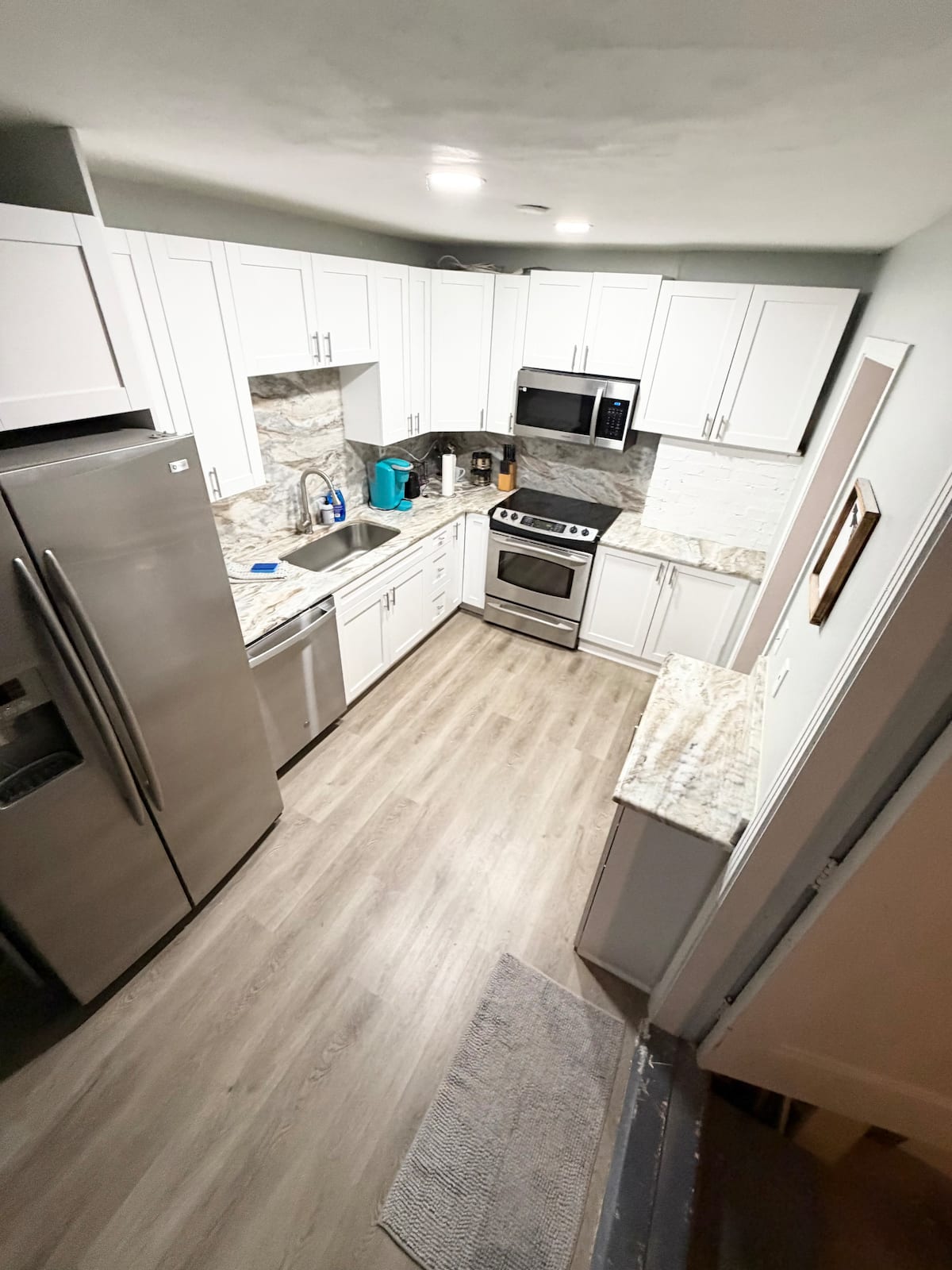 Cottage By the Sea - Image 1