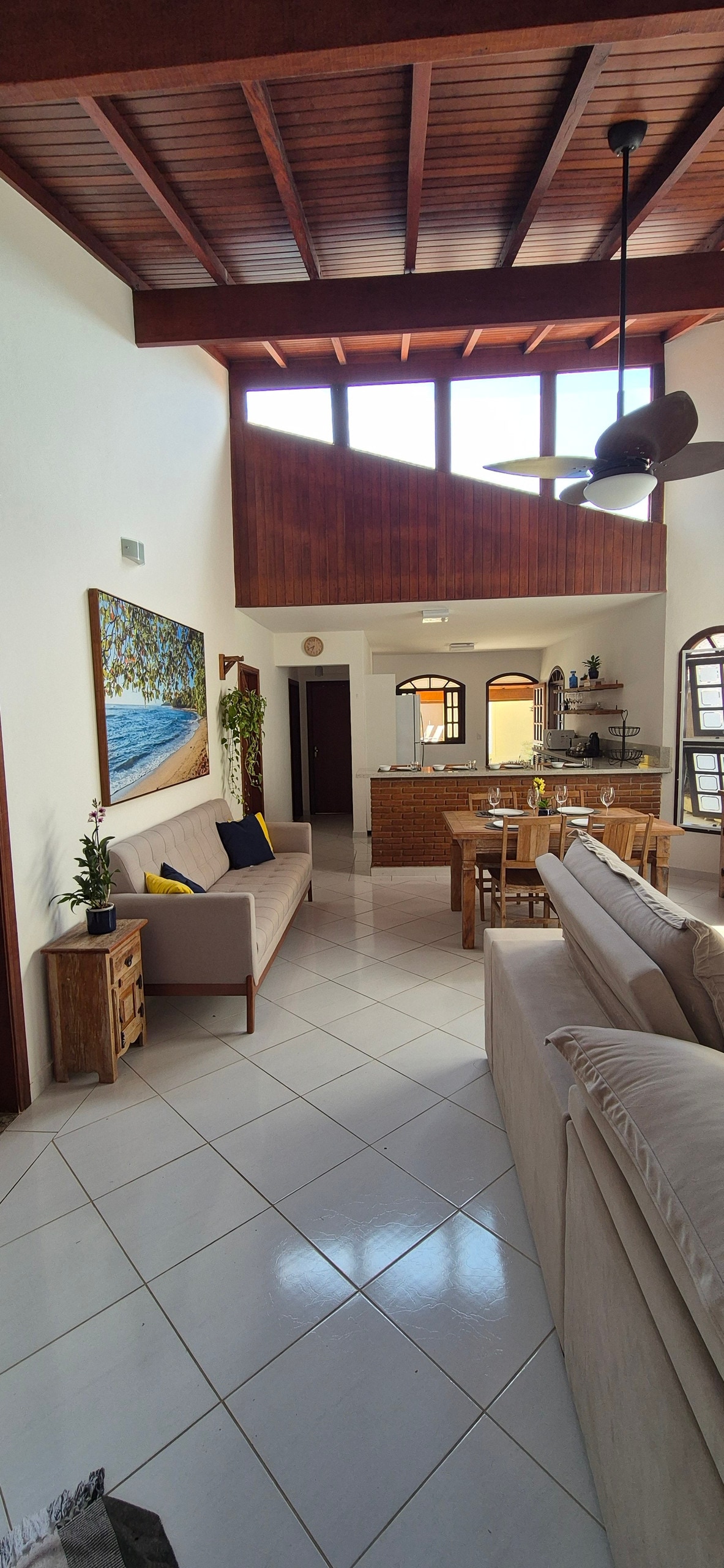 Popular Airbnb listing: Beach House + Closed Cond + Pool + Barbecue Area in Caraguatatuba