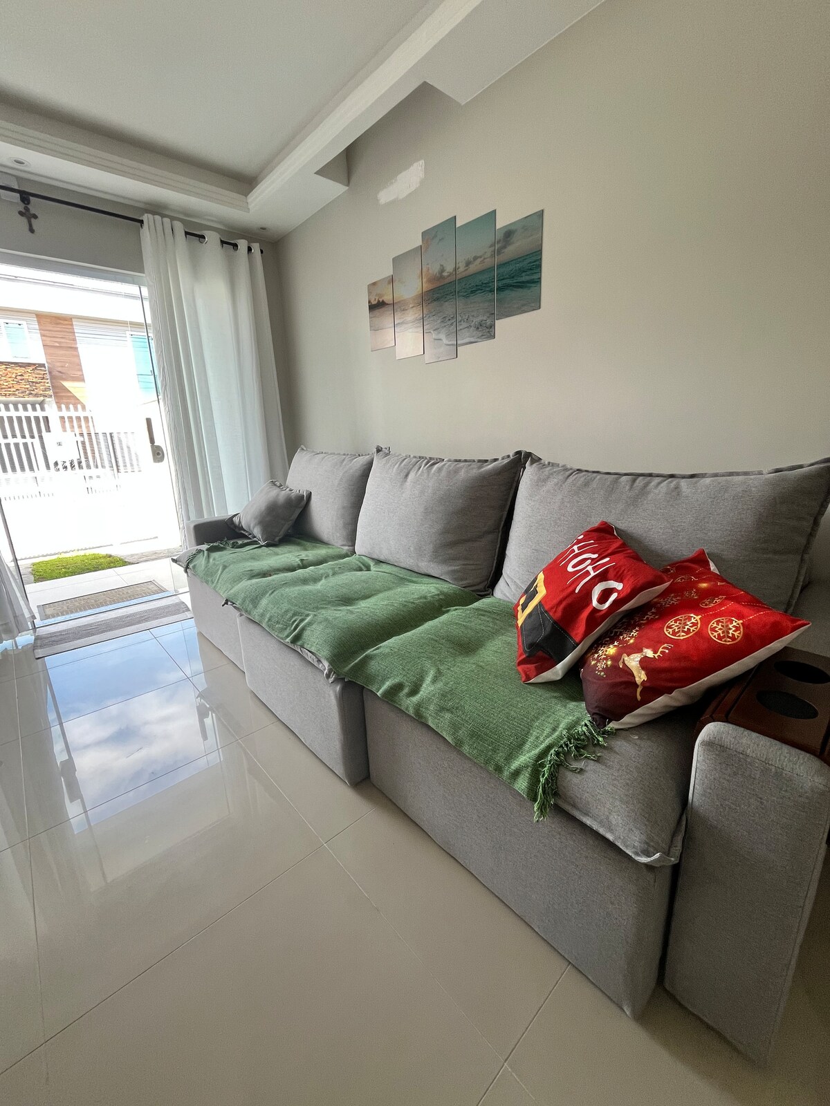Imóvel de sucesso: New House for 11 people with pool near the beach em São Francisco Do Sul