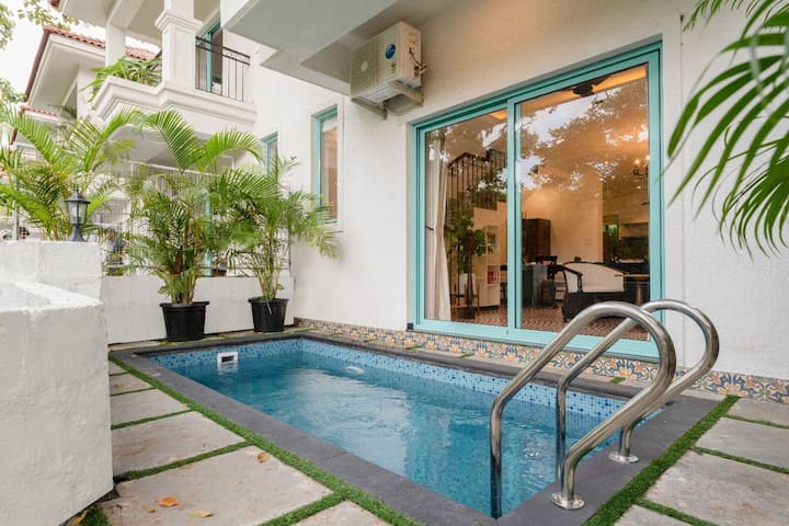 3+3 bhk Villa in Assagao with Pvt Plunge pool