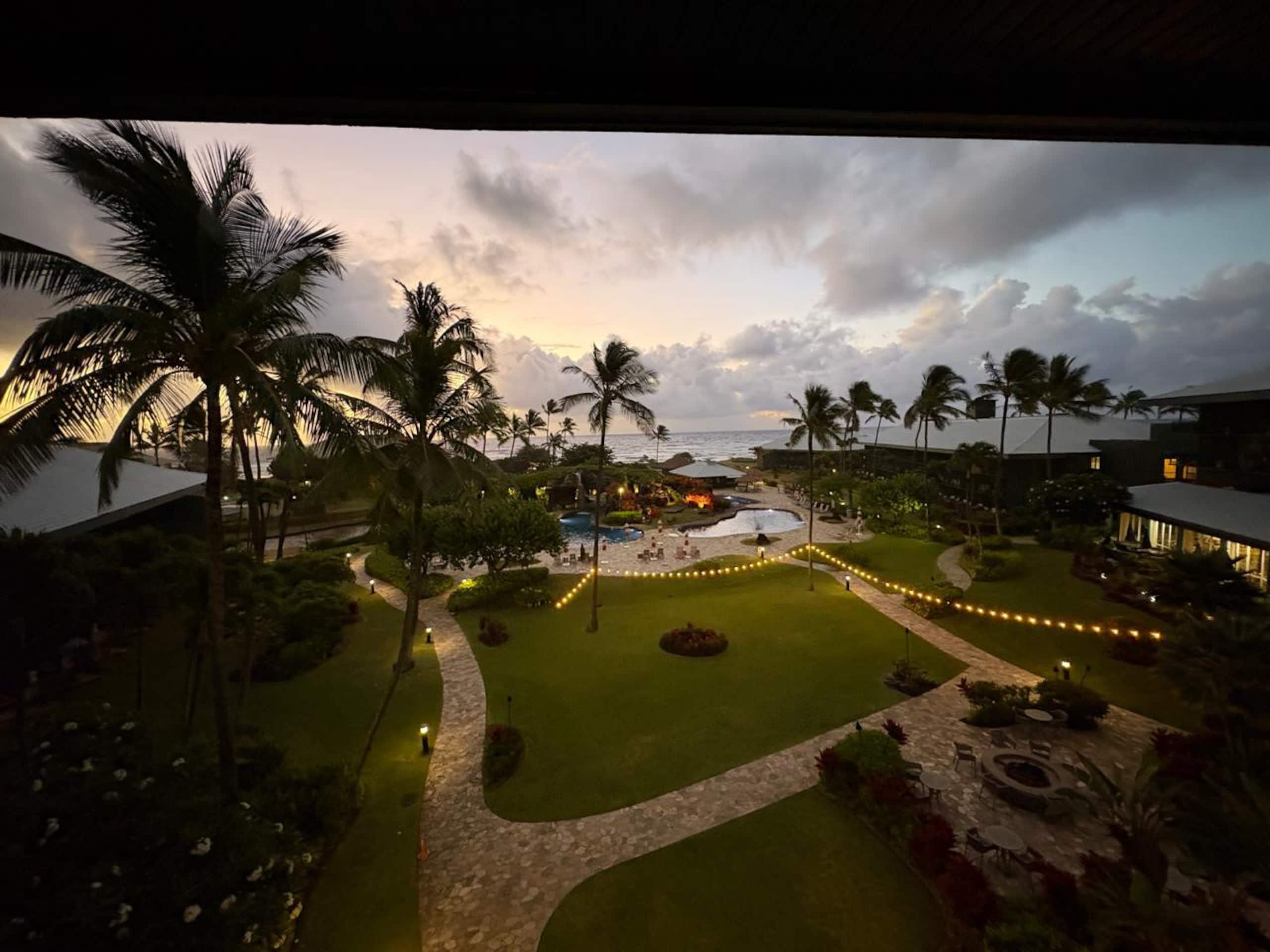 Resort in Lihue · ★4.85 · 1 bedroom · 2 beds · 1 private bath - Image 12
