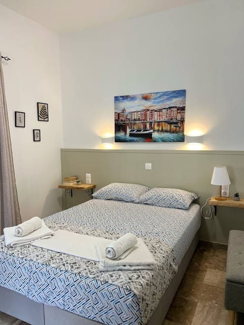Yanna's Symphony apartment ground floor (21)