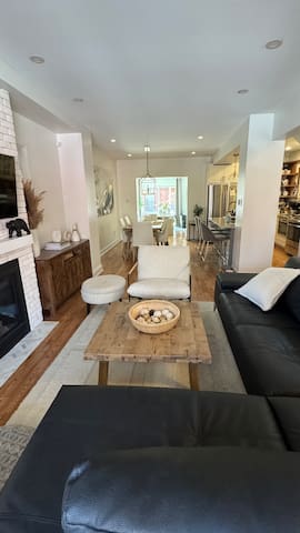 Glebe stunner! 3 BR + walk everywhere + parking