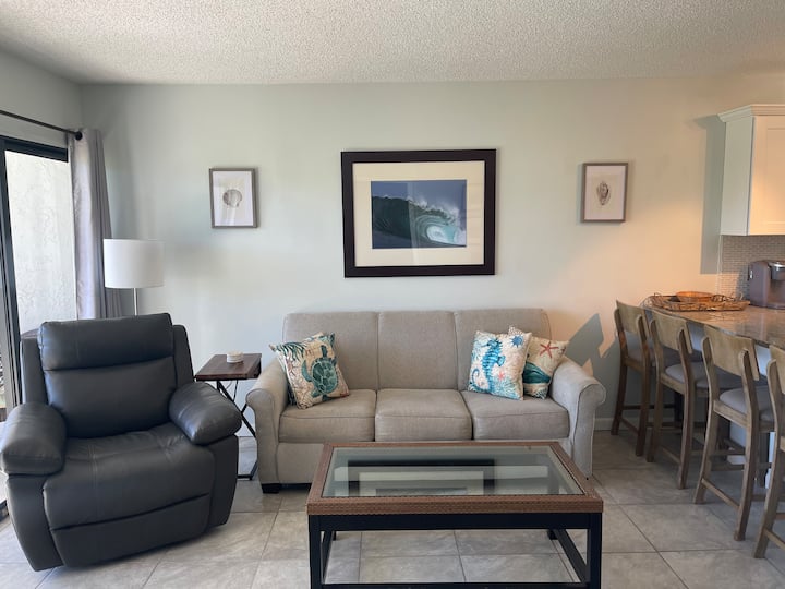 Treasure Coast Retreat - Fort Pierce, FL