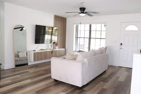 Popular Airbnb listing: 5 min from Chase Stadium | Heated pool | Mini Golf in Oakland Park