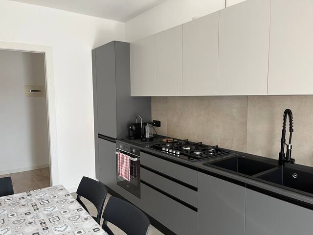 listing_image