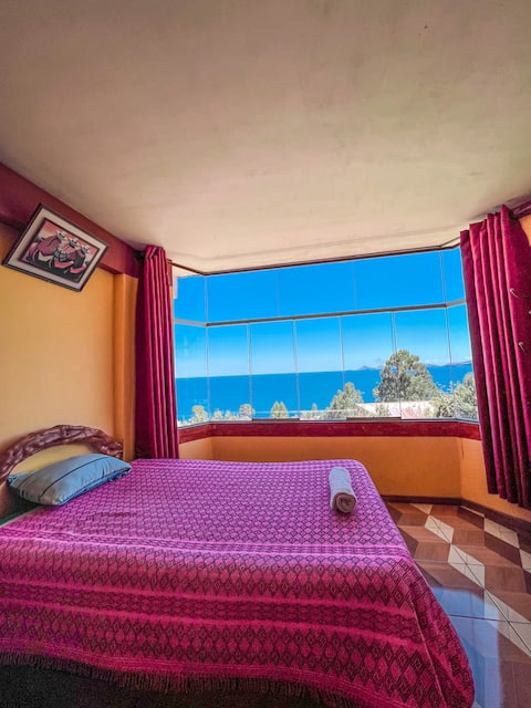 Room overlooking Titicaca 3