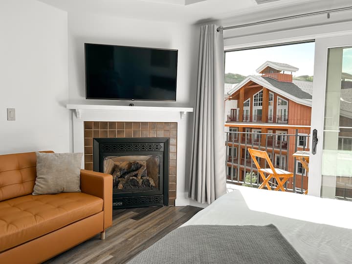 Mt. Cb - Walk To Lifts - Studio/pool/hot Tub - Crested Butte, CO