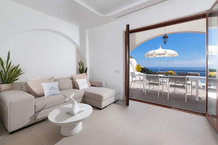 Villa Marianna: Sea View, Pool & Tennis In Nerano - Massa Lubrense