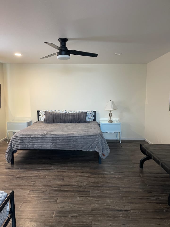 غرفة النوم 1