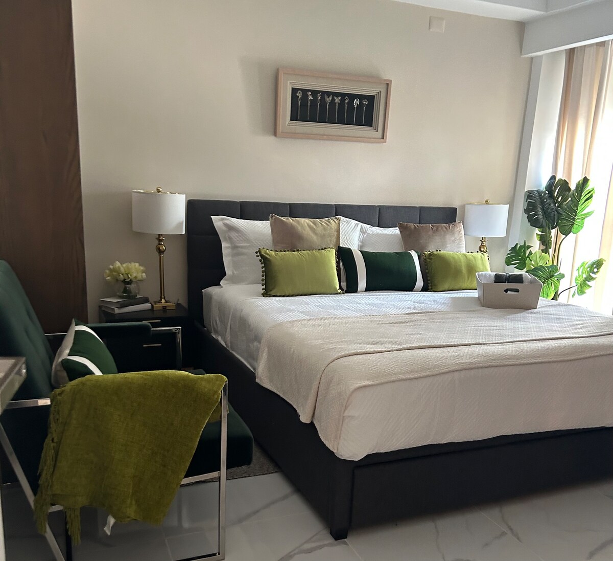 Основна спалня 
Легло тип Кинг