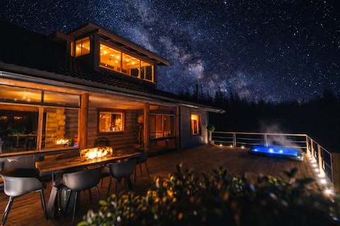 Gorgeous log cabin with outdoor hot tub and reel sauna