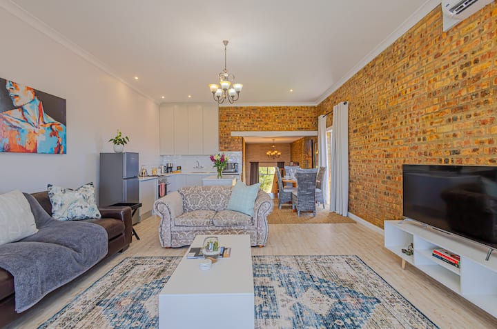 Spacious Air-conditioned King Langebaan Penthouse - Langebaan