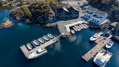 Exclusive Rorbu, Ocean View 1 - Boat Rental