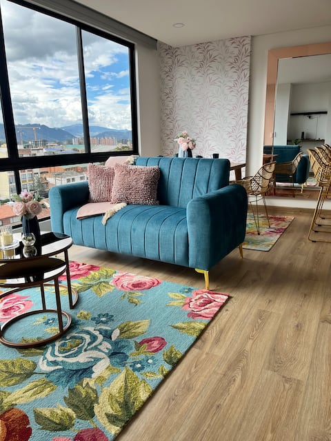 Luxurious apartment in Chia, 
3 bedrooms, 3 beds, 4 bathrooms