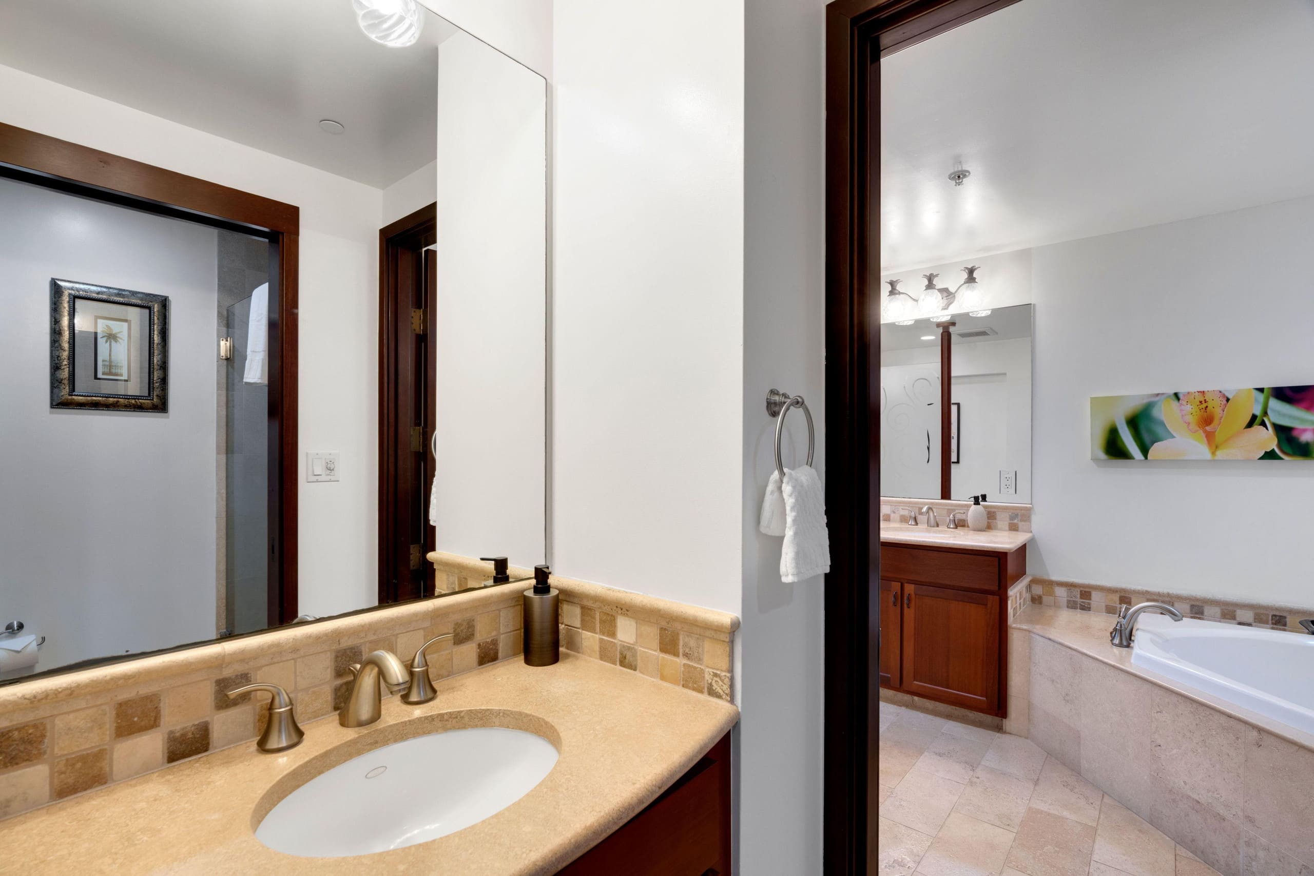 Luxurious 2 bed 3 bath Waipouli Beach Resort Renta - Photo 20