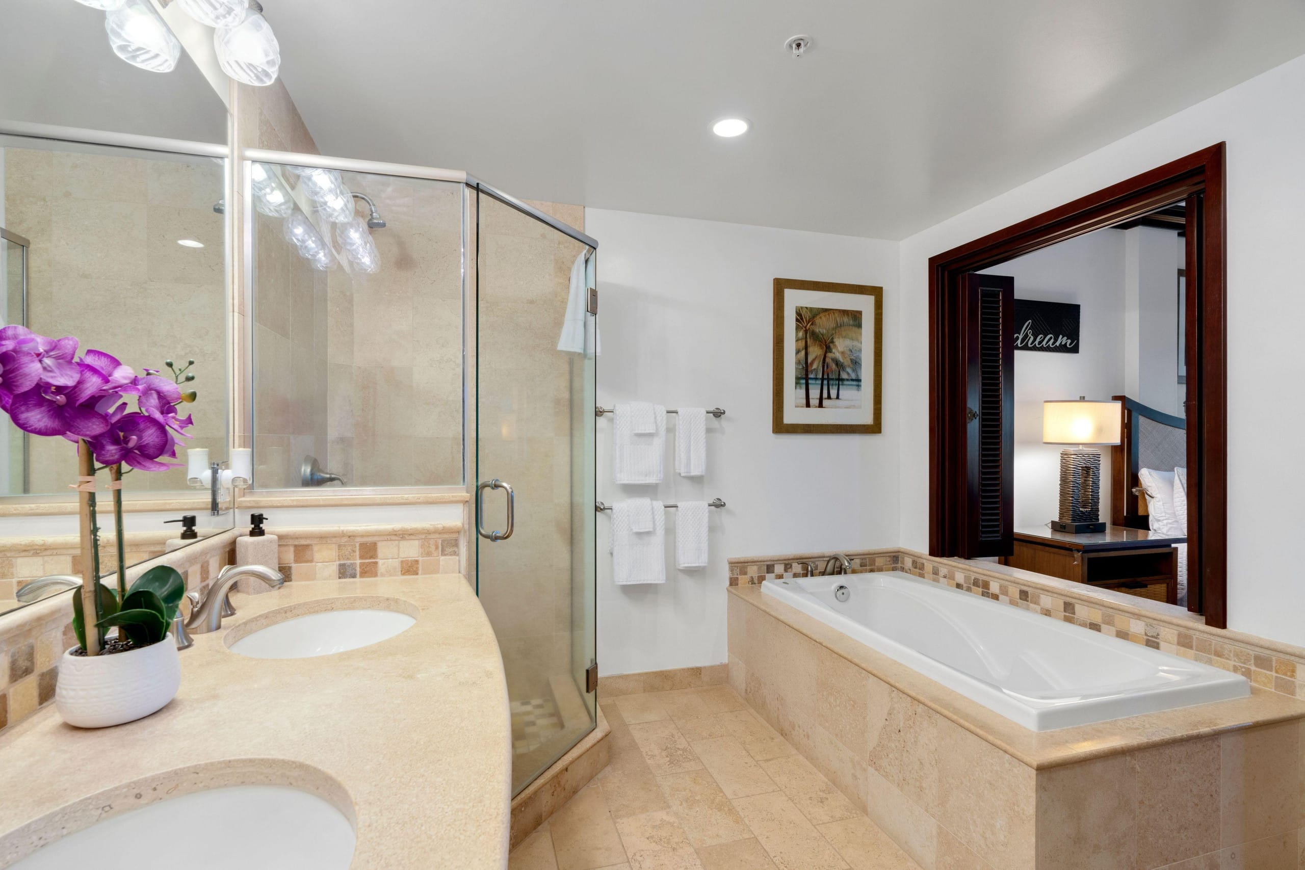 Luxurious 2 bed 3 bath Waipouli Beach Resort Renta - Photo 5