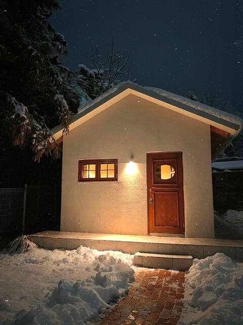Small house in a secluded village with garden/private accommodation mukkum