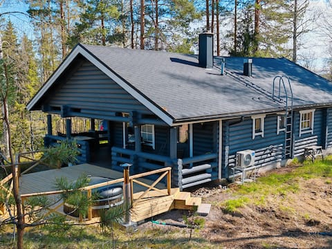 Spacious log cabin in a quiet location