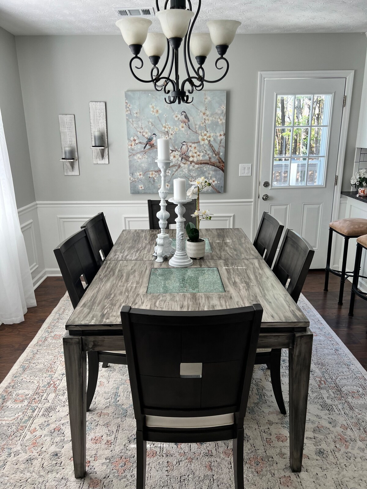Sharp Cape Cod 4 beds, 2 Bath w/finished basement